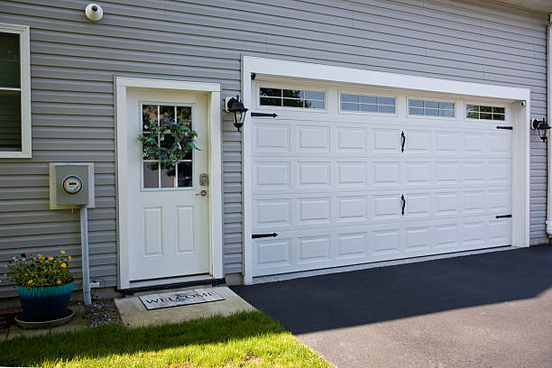 24/7 Emergency Garage Door Panel Replacement experts in Thomasville, GA